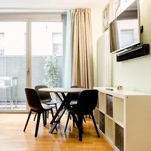 Appartamento - 2 Min Da M1 - Self Checkin, Milano